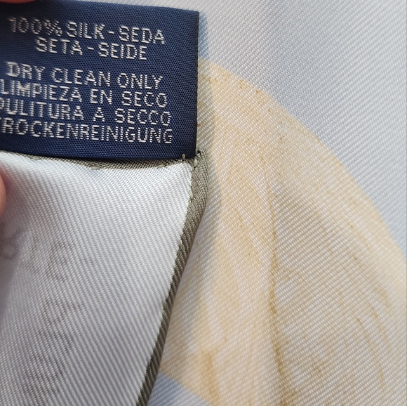 NIB Hermès Nous Sommes Inseparables Scarf 90 Blue - Picture 7 of 10